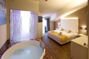 Отель Hotel Terre Dei Salici  Караманья-Пьемонте